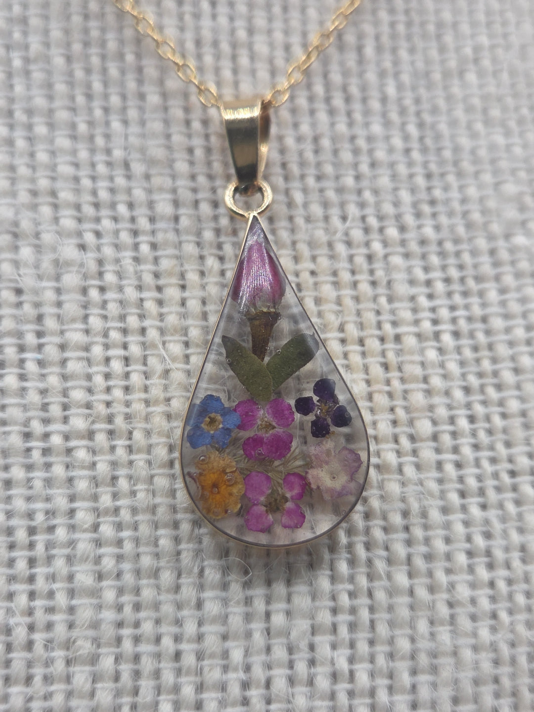 Vintage Sterling Silver Teardrop Pendant with Dried Flowers