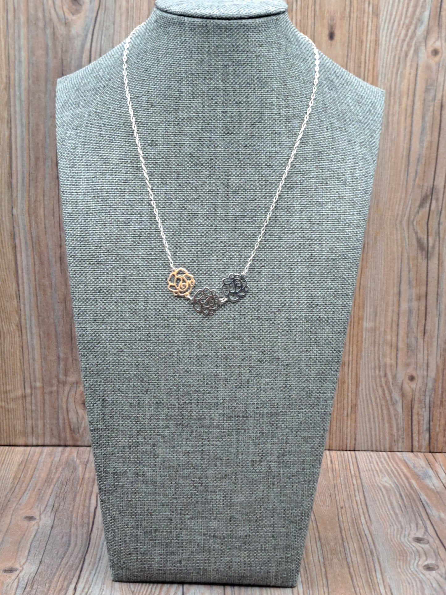 Vintage Sterling Silver Three Cut Out Roses Necklace