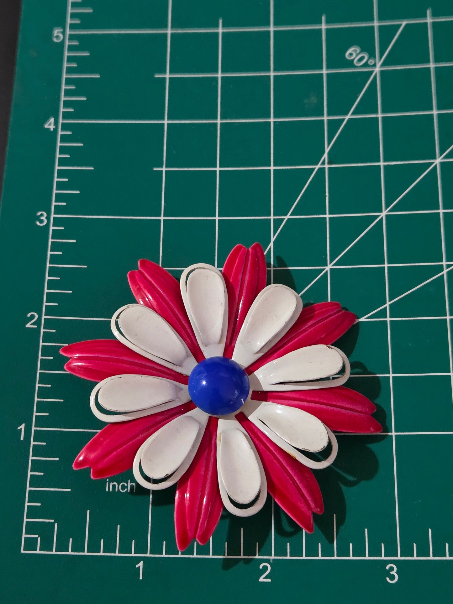 Vintage 1960s Red, White & Blue Daisy Metal Brooch