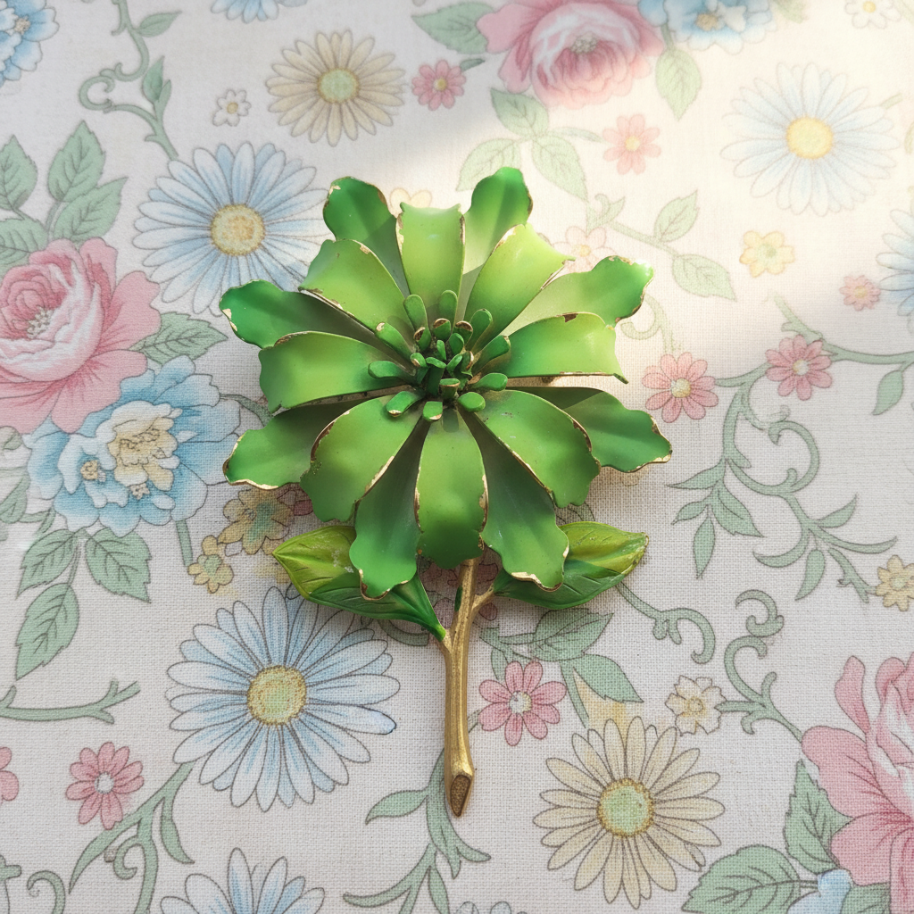 Vintage green enamel metal flower brooch 1960's