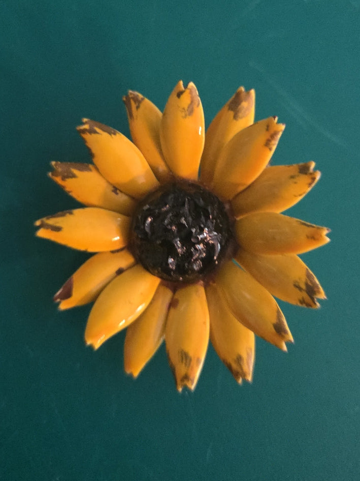 1960s Vintage Enamel Small Sunflower Metal Brooch
