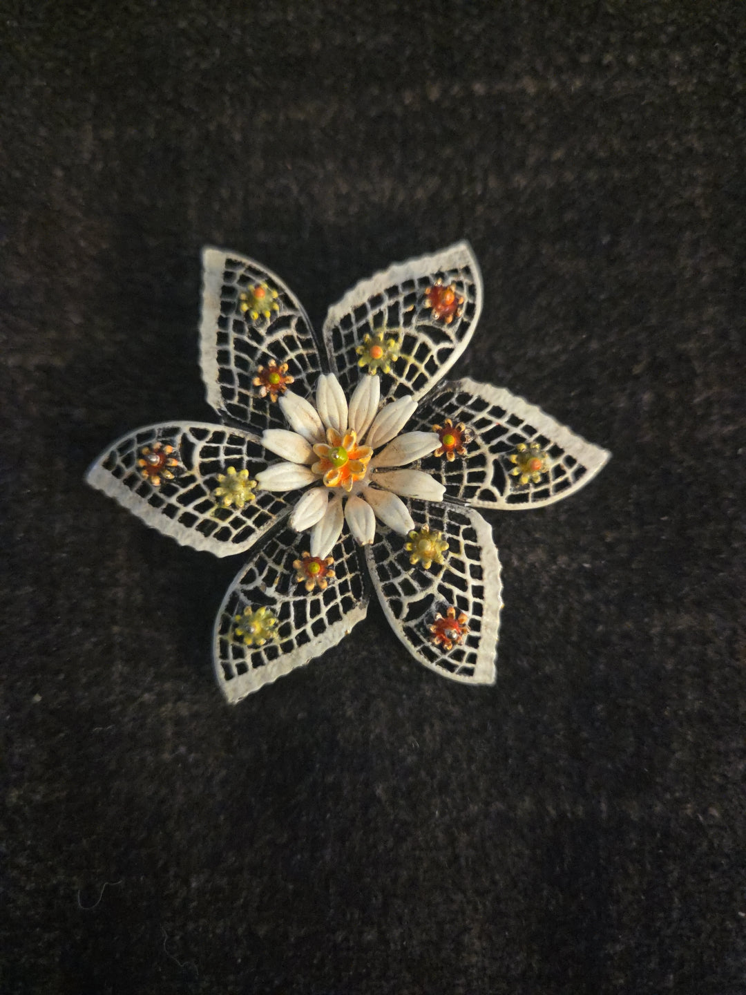 Vintage Signed ART Metal Flower Brooch in White & Peach