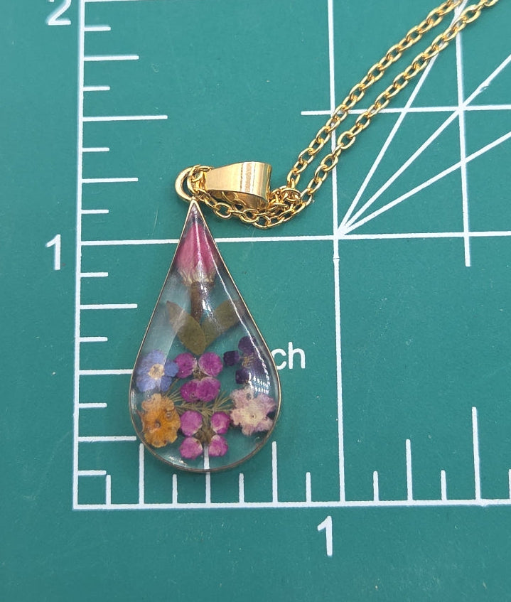 Vintage Sterling Silver Teardrop Pendant with Dried Flowers