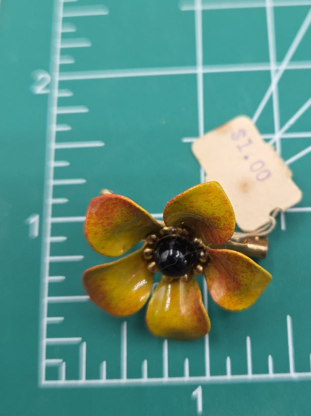 Vintage small new with tag 1960's metal flower brooch yellows